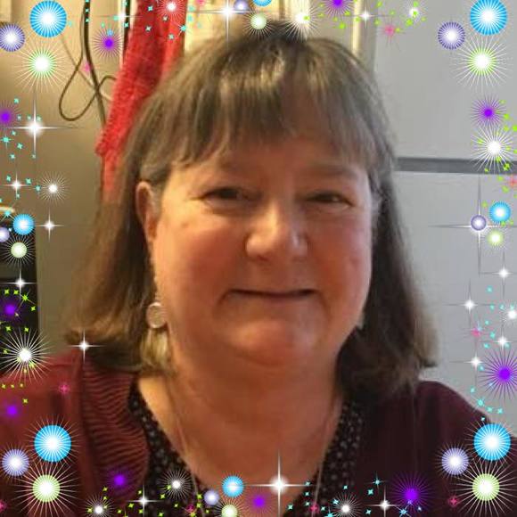 Meet your Posher, Debbie - Picture 1 of 1